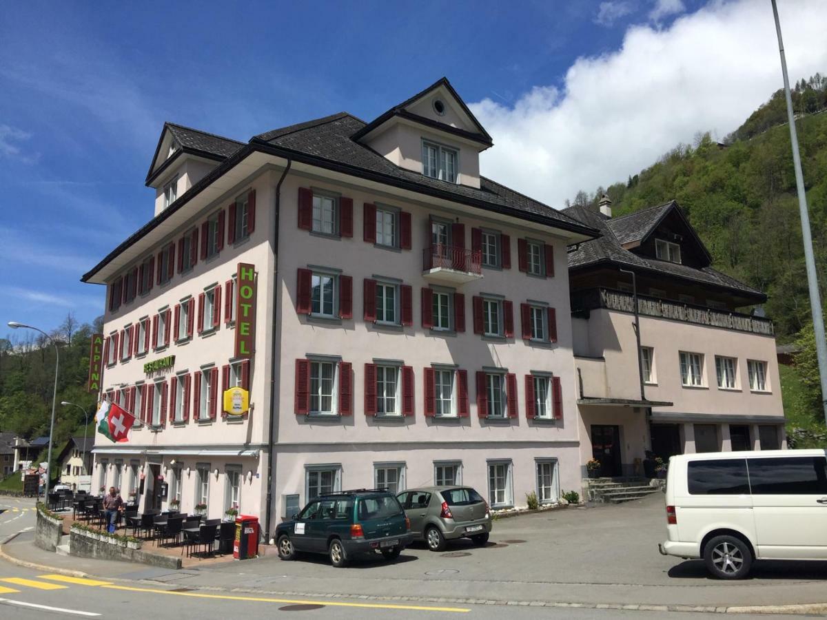 Hotel Alpina Unterschächen Extérieur photo