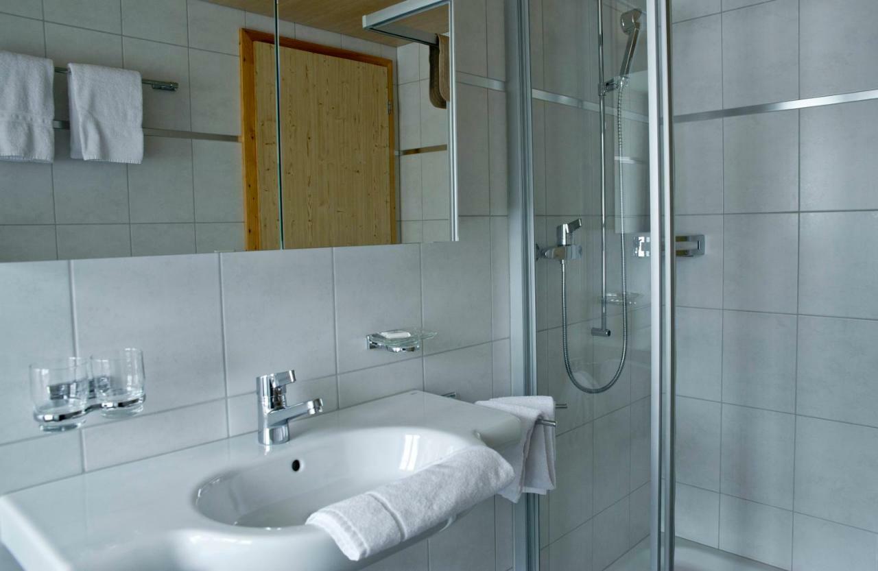 Hotel Alpina Unterschächen Extérieur photo